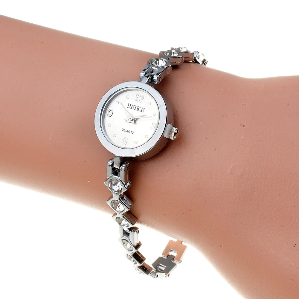 Reloj-de-moda-de-plata-para-mujer-reloje