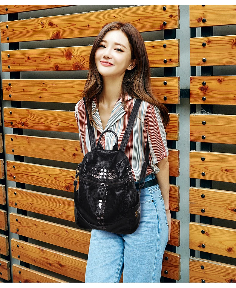 women leather backpack (1)