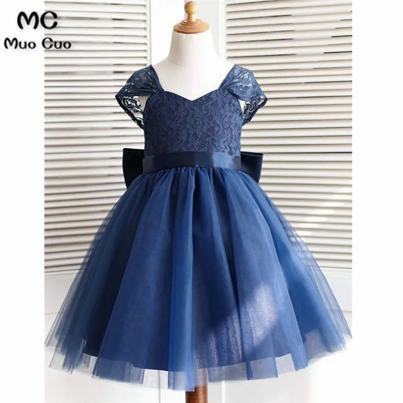Marvelous Lace & Tulle V-neck Neckline Cap Sleeves A-line Flower Girl Dresses