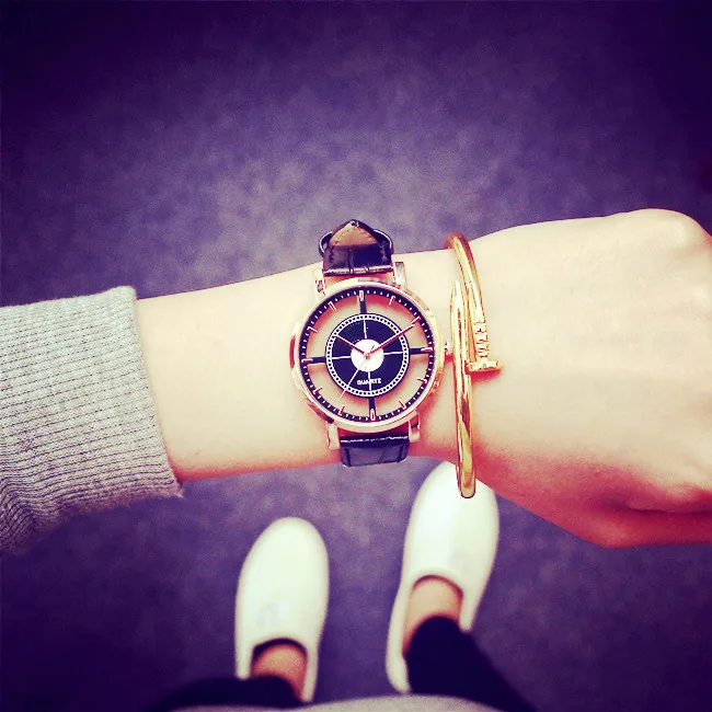 

Women Watch Relogio Feminino Skeleton Watch Women Delicate Transparent Hollow Leather Strap Wrist Watch Quartz Dress Watch Clock