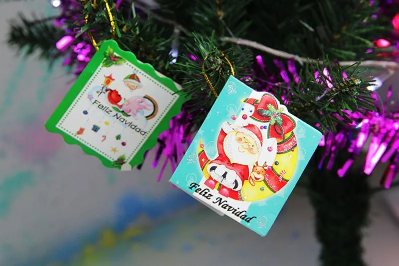 20-pcs-Christmas-tree-accessories-greeting-cards-different-styles-of-Santa-Claus-Mini-greeting-cards -Christmas-gift-Wishing-card-MR0057. (4)