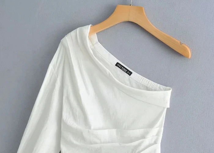 One Shoulder Solid Color Pleated Blouse OG0708