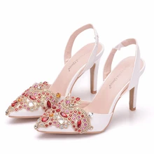 New Pointed Toe White Pearl Wedding Pumps Thin Heels Party Sandals Dress Shoes Beading Bridal Pointed Toe Shoes XY-B0228 цена New Pointed Toe White Pearl Wedding Pumps Thin Heels Party Sandals Dress Shoes Beading Bridal Pointed Toe Shoes XY-B0228 цены онлайн