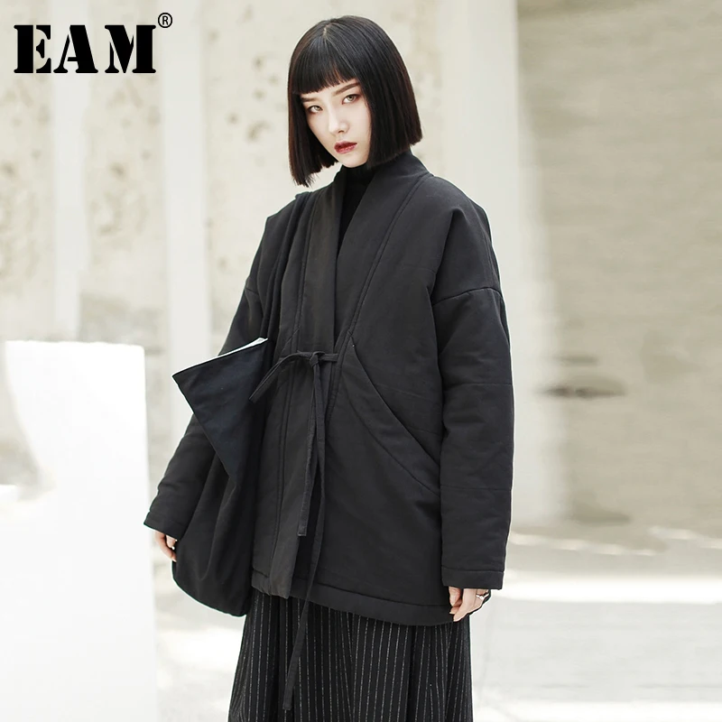 

[EAM] 2020 New Spring V-collar Long Sleeve Black Loose Brief Bandage Cotton-padded Large Size Coat Women Fashion JK133