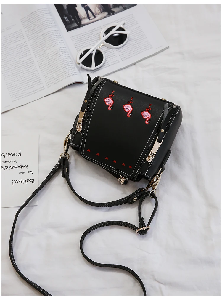Embroidery flamingos and hearts women bag chain decoration leather handbags small women messenger bags women crossbody bags