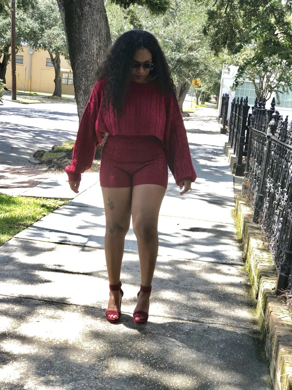 (43)