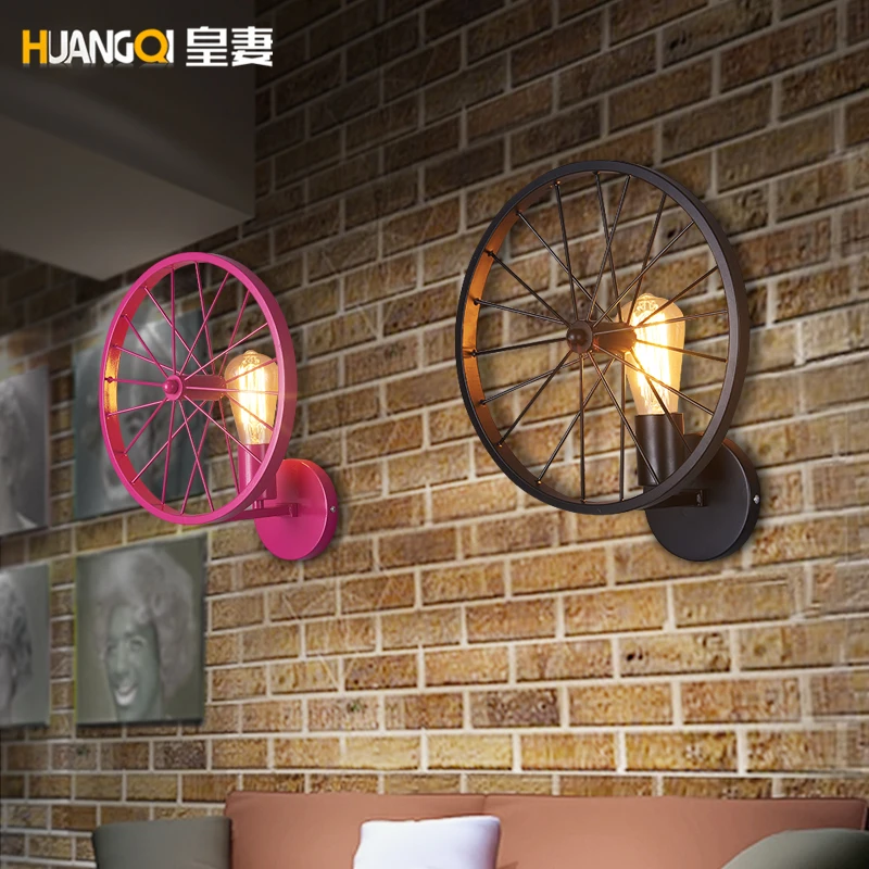 

Huang's wife vintage wall loft personalized Restaurant Bar American country iron lantern with light industrial wheels
