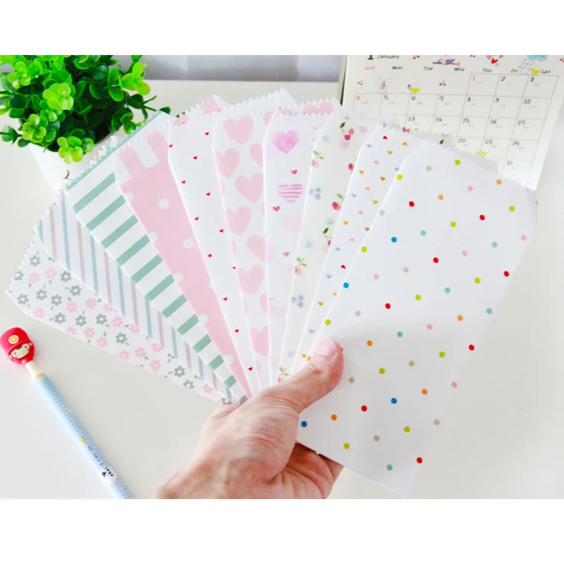 

150pcs / lot Romantic cartoon pattern kawaii Strip paper envelope sobres papel/invitation envelope gilt decorated/whloesale