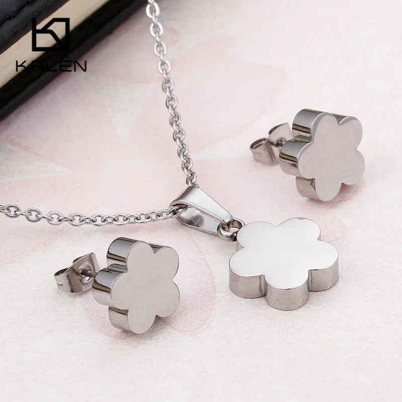 

Kalen New Design Stainless Steel Silver Flower Pendant Necklace & Stud Earrings Sets For Women Party Jewelry Friendship Gifts