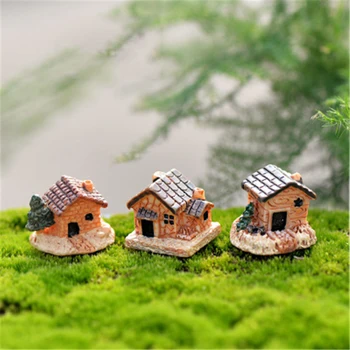

ZOCDOU 1 Piece Mini Fenced Tree House Tile Roofed Villas Home Ornament Small Statue Little Figurine Crafts Cute Decoration