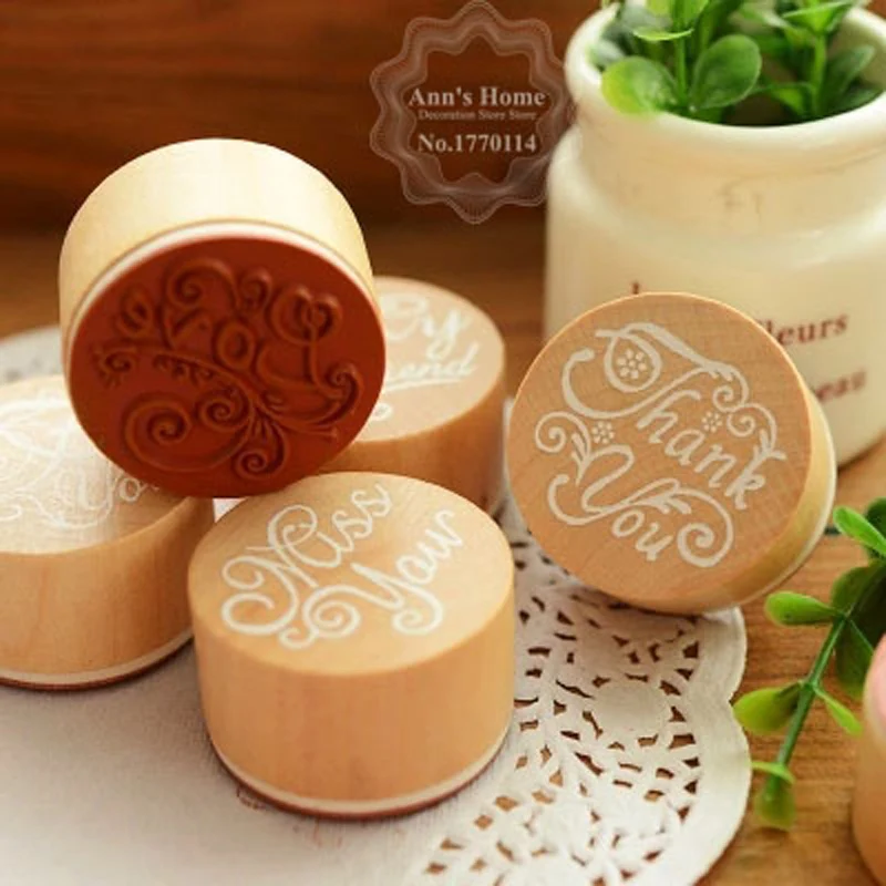 

6 Styles Retro Style Assorted Vintage Pattern Round Wooden Rubber Stampe DIY Scrapbooking Kids Funny HomeWork Writing to Love