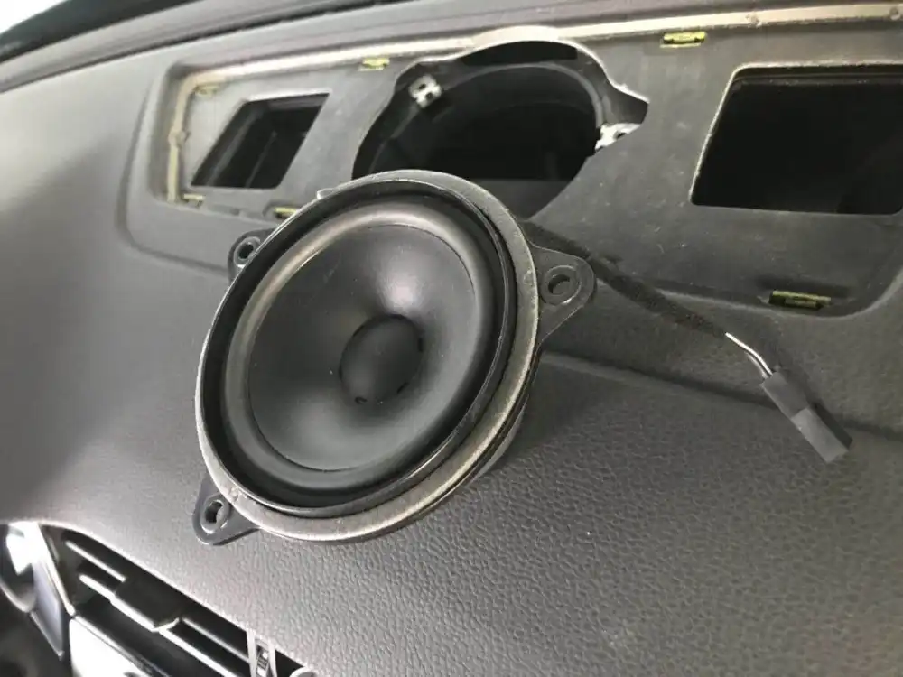 vw cc subwoofer