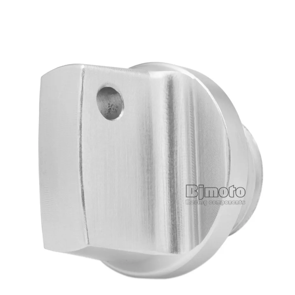 Engine Oil Plug M20  (7)
