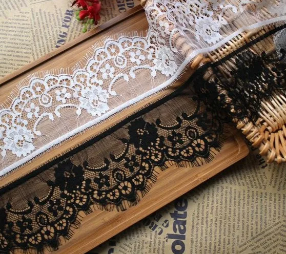 

Кружевная ткань с ресничками, ширина 9,5 см