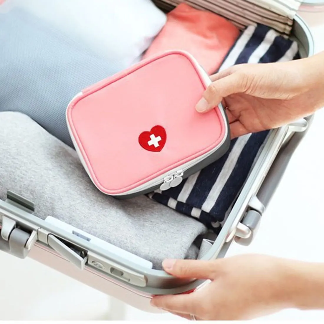 Travel Accessories Function Portable First Aid Kit Organizers Emergency Drug Cotton Fabric Medicine Bag Pill Case Splitters Bo