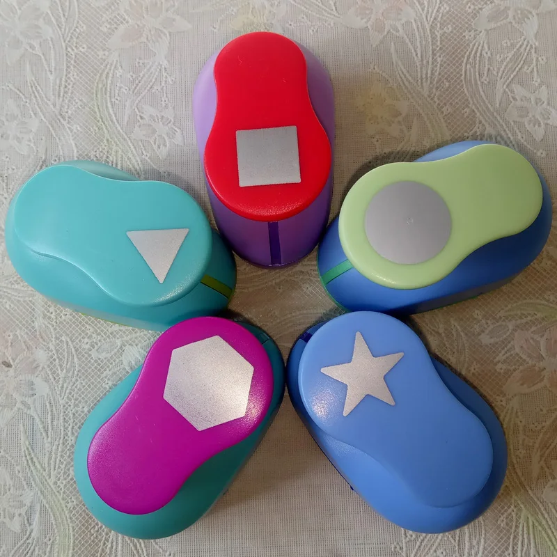 

Free Shipping Geometric shapes craft punch children manual DIY hole punch Scrapbook Shaper Geometry paper/eva foam puncher 1PC