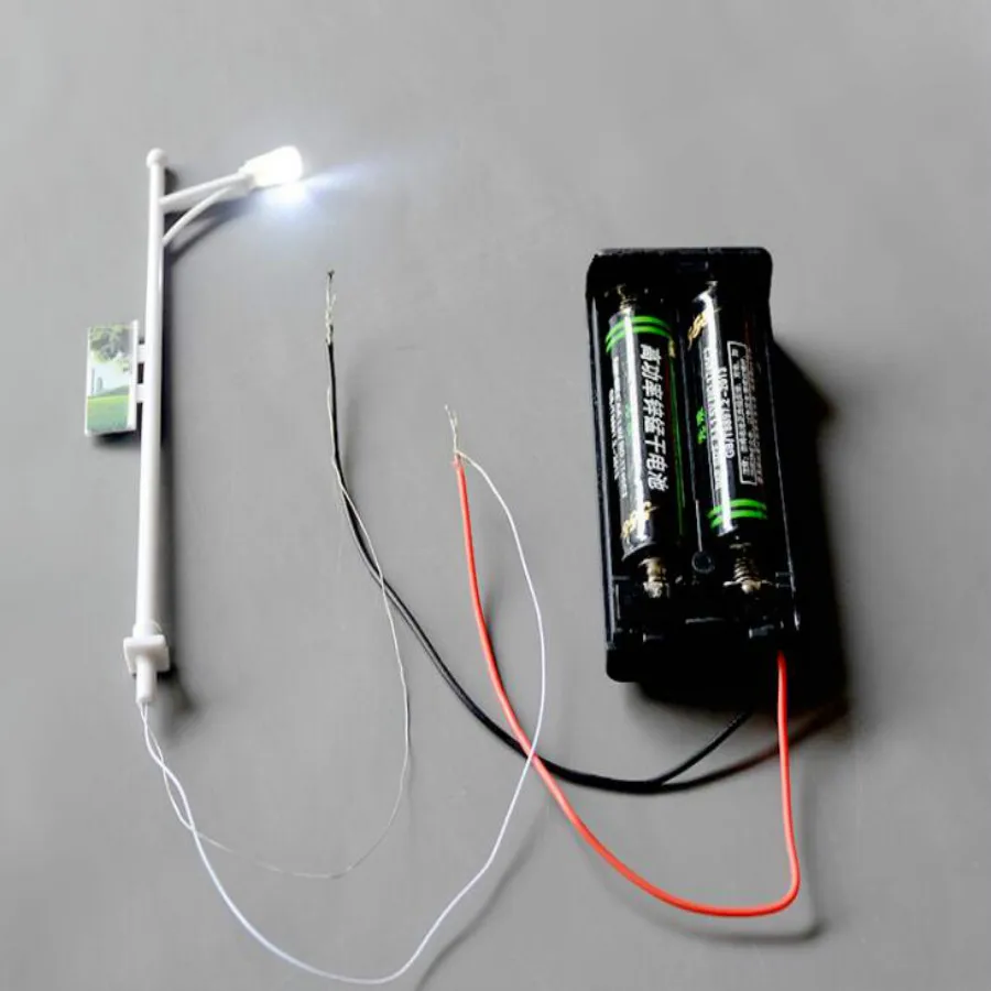 architecture street light in ho train layout (3)