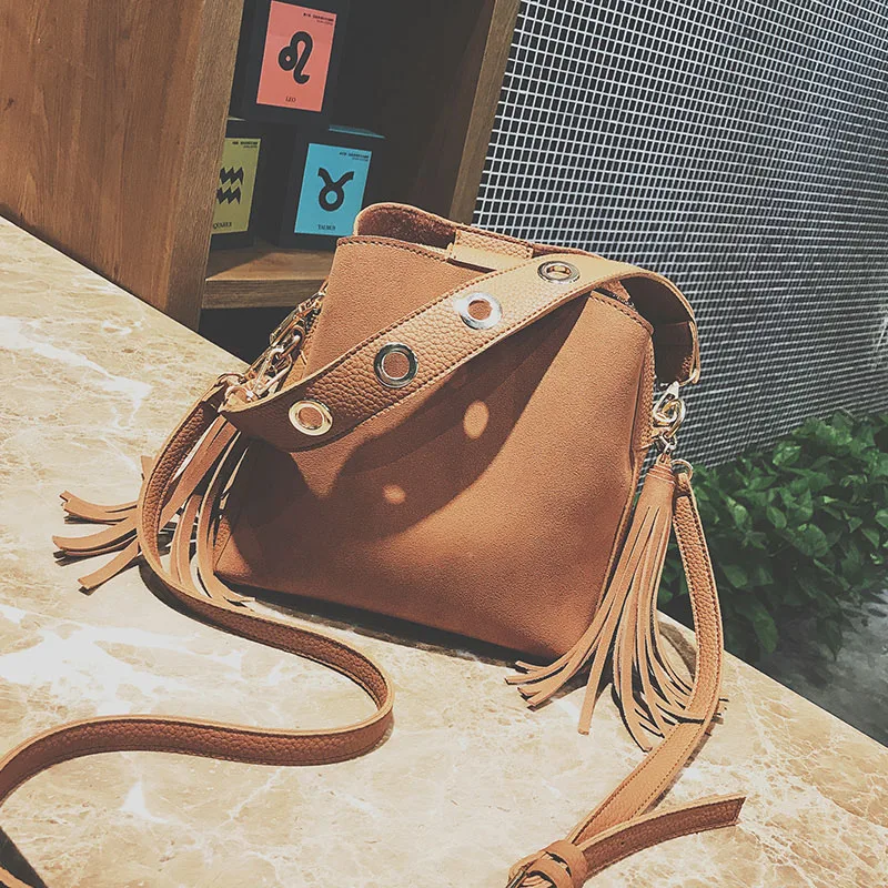 MARFUNY العلامة التجارية شرابة الكتف حقيبة الإناث خمر Crossbody حقائب للنساء 2018 دلو حقيبة حقائب مصمم فرك اليومية كيس