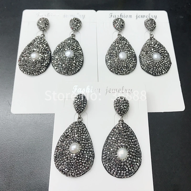 

European and American retro drop pearl earrings court temperament personality modelling 2018 new ear pendant accessories