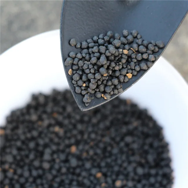 Dedicato Disponibile Fertilizzante Composto è adatto a tutti i tipi di fiori e a Dedicato Disponibile Fertilizzante Composto è adatto a tutti i tipi di fiori e a