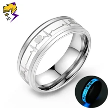 Żółty Luminous serca elektrokardiogram pierścienie ze stali nierdzewnej Glow in the Dark Wave miłość pierścień kobieta mężczyzna ślubne Aneis biżuteria(China)