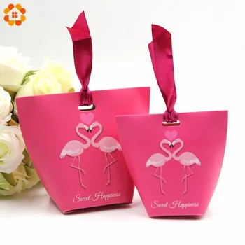 

10PCS/Lot 2types Flamingo Gift Box DIY Ribbon Candy Pattern Kraft Paper Wedding/Party Favors Gifts Box For Guests Party Supplies