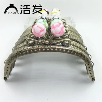 

HAOFA 12.5cm10pcs Retro Pattern Sewing Metal Purse Frame with Center Candy Kiss Clasp Patchwork Bag Handle Making Supplies Parts