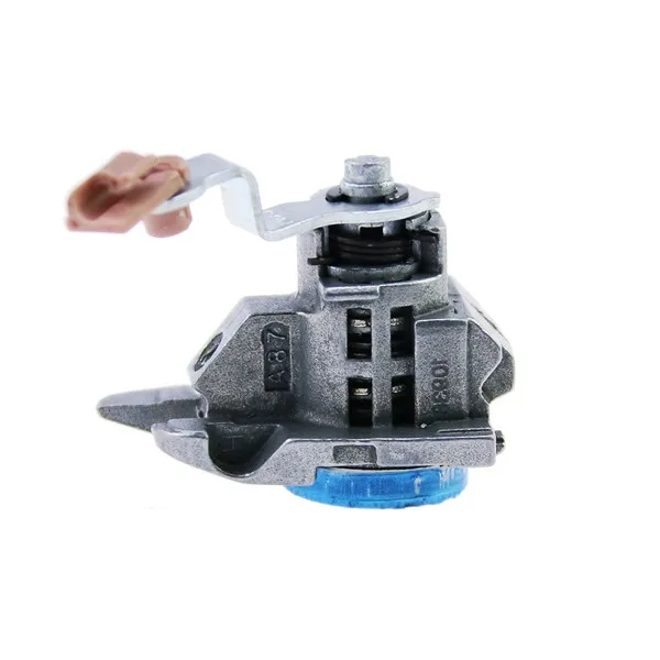 HS050546 (4)