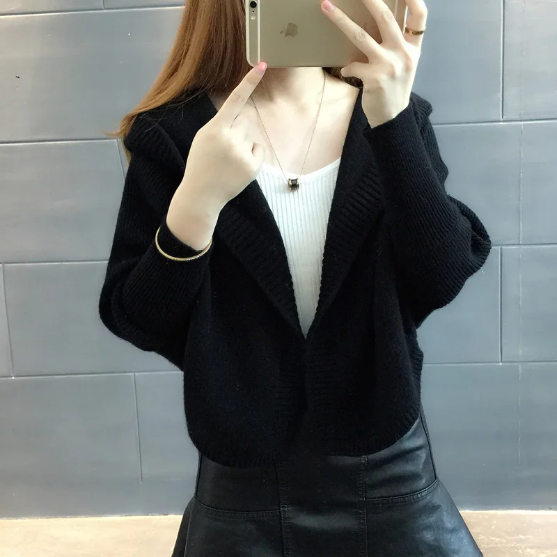 2018 Autumn Winter New Women Bat sleeve Knitted Sweater Feminino Casual Solid Hooded collar Cardigans Sweaters Female Tops XY410 2018 Autumn Winter New Women Bat sleeve Knitted Sweater Feminino Casual Solid Hooded collar Cardigans Sweaters Female Tops XY410