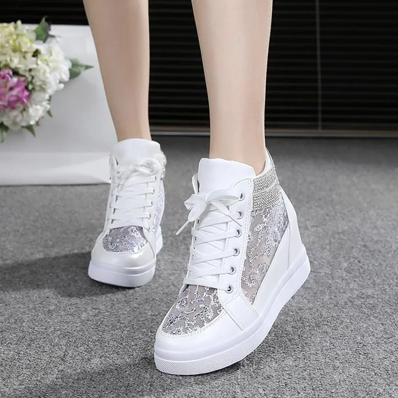 

Increased net shoes season breathable mesh small white shoes with Korean version of the wild casual shoes thick sole shoes.