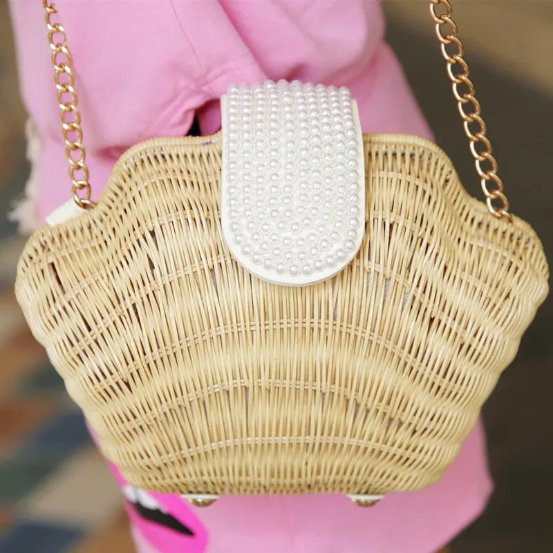 

New Summer Fashion Hand Woven Shell Bag Round Rattan Straw Pearl Bags Bohemia Style Beach Bag Summer Shoulder Bag Handbag