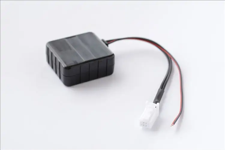 Adattatore Bluetooth AUX Per Suzuki SX4 E Grand Vitara 2007-2010 – Streaming Audio Senza Fili