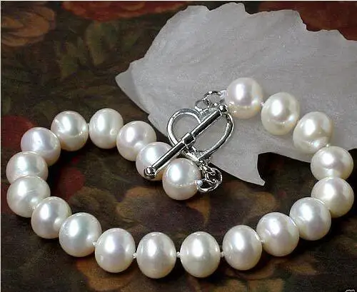 

Shipping >>>>> 8-9mm genuine natural white freshwater pearl bracelet loving heart silver clasp