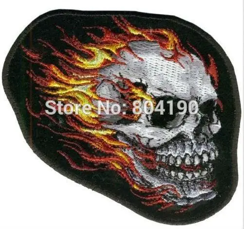 SKULL GOTHIC  3.5 Inches iron on patch 