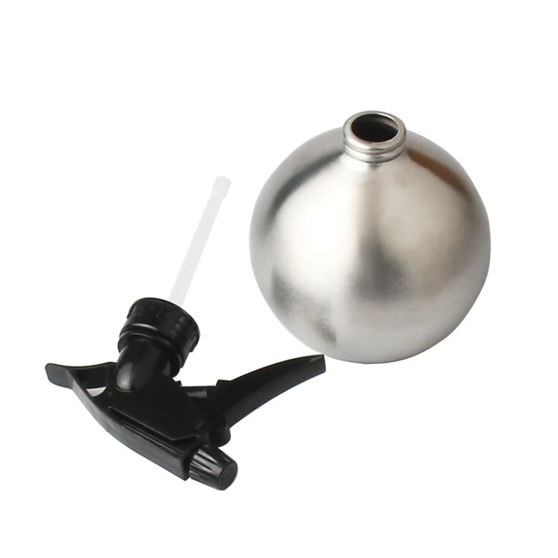 1pc 500ml Stainless steel watering can small spherical spray pot corrosion resistant