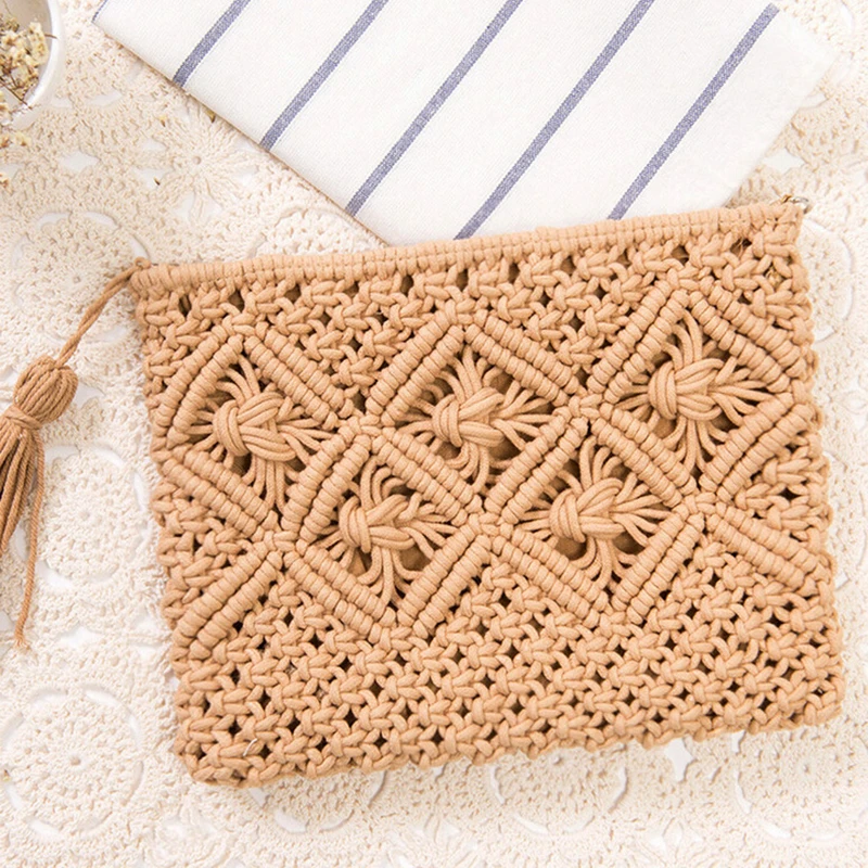 Women Woven Tassel Hollow Out Beach Bag Straw Clutch Handmade Bohemian Crochet Fringed Day Clutches Knitting Weave Boho Summer