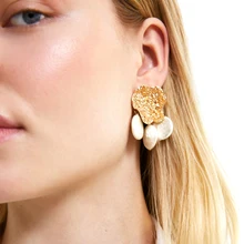 JUJIA Официальный магазин жемчуг/Гвоздики/серьги/для женщин/серьги/Мода/ювелирные изделия корейский дизайн Металл золото геометрический неправильный круг