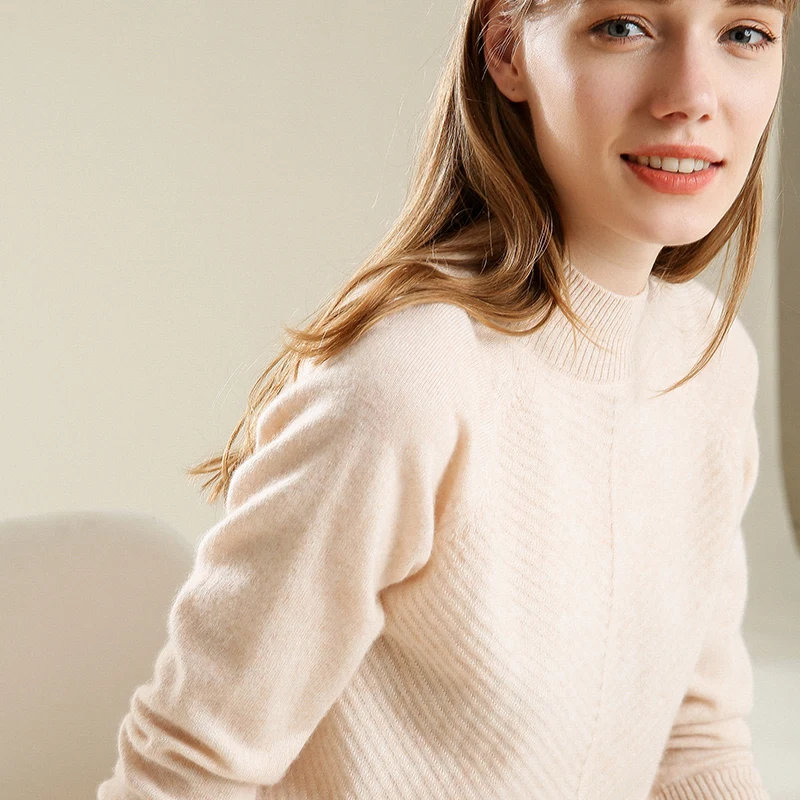 Autumn and winter new pullover solid color female round neck loose large size simple comfortable soft warm casual sweater