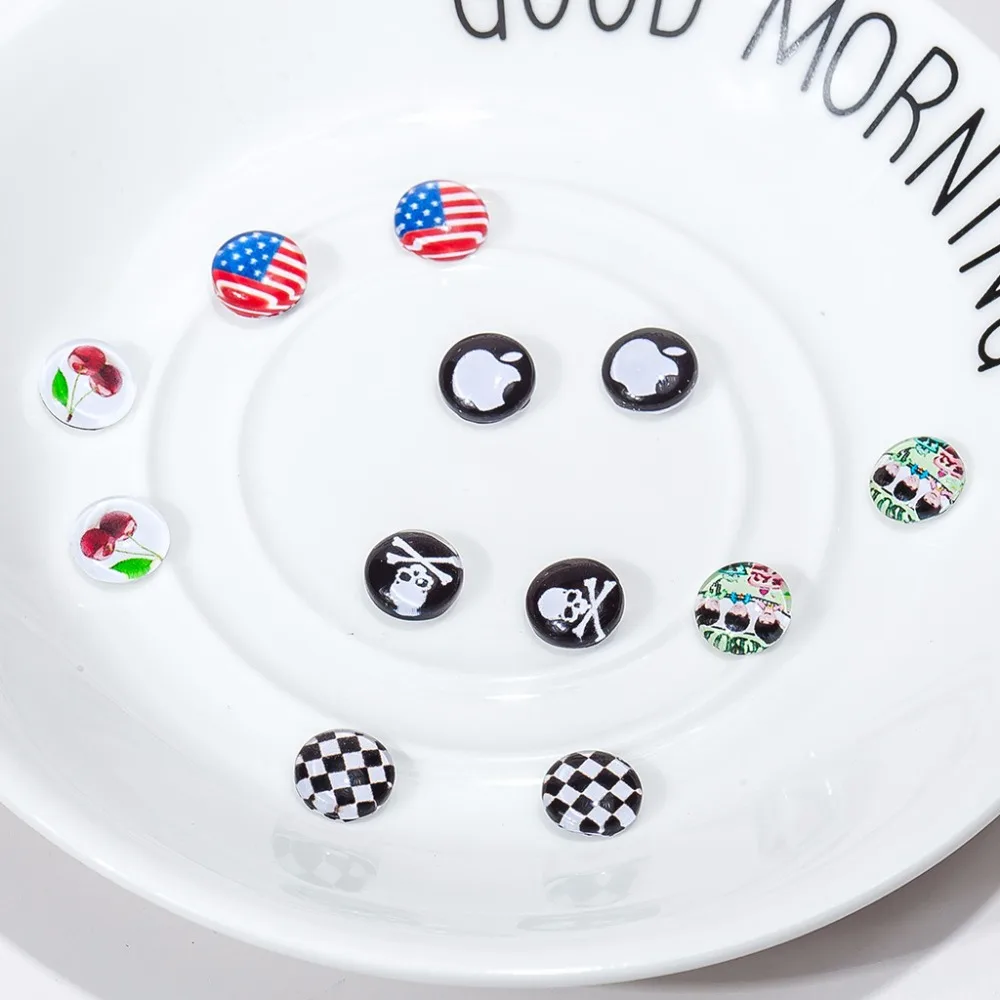 

Many Kinds Figures Flower Cross Cherry Skull National Flag etc Round Magnet No piercing Stud Earrings for Women