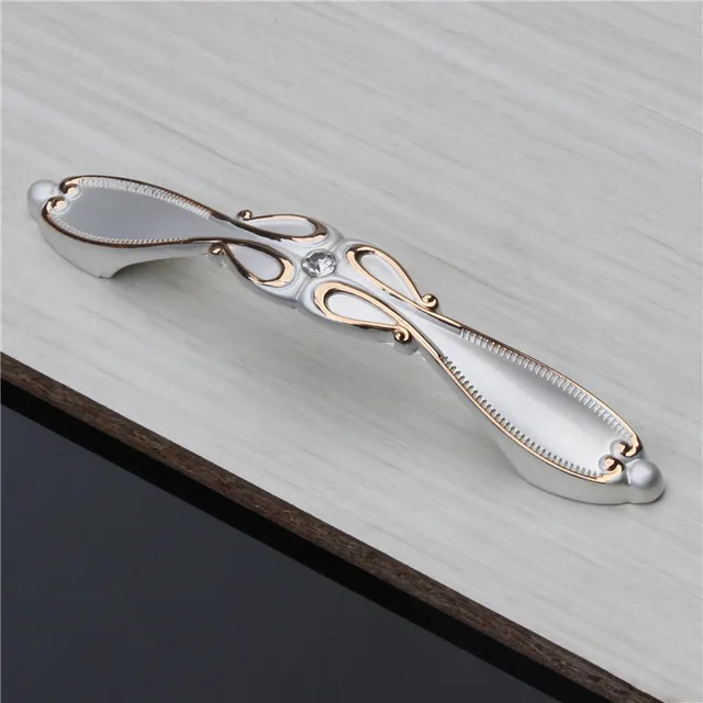 Blanco perla y oro modernizado manijas de puerta de diseño europeo