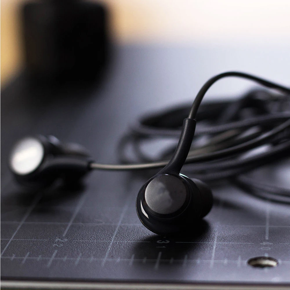 

In-Ear Music Earbuds Stereo Gaming Earphone Microphone 3.5mm Headset Volume Control Phone Xiami for iPhone 5s iPhone 6 Computer