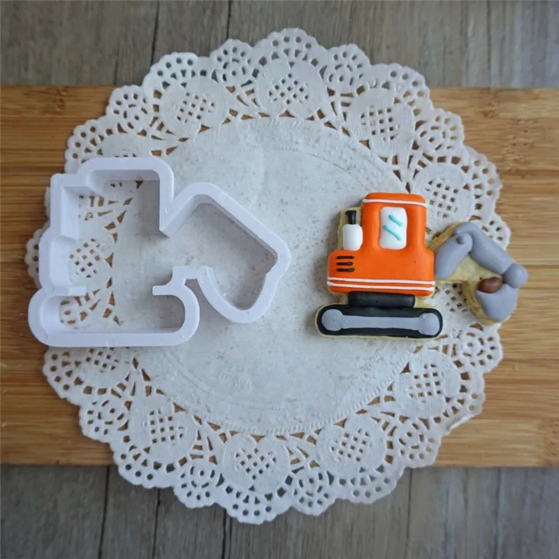 8Pcs/Set Cute Cartoon Cookie Cutter Tools 3D Plastic Car Shape Gingerbread Mold DIY Pastry Embossing Cookie Biscuit Baking Mold 8Pcs/Set Cute Cartoon Cookie Cutter Tools 3D Plastic Car Shape Gingerbread Mold DIY Pastry Embossing Cookie Biscuit Baking Mold
