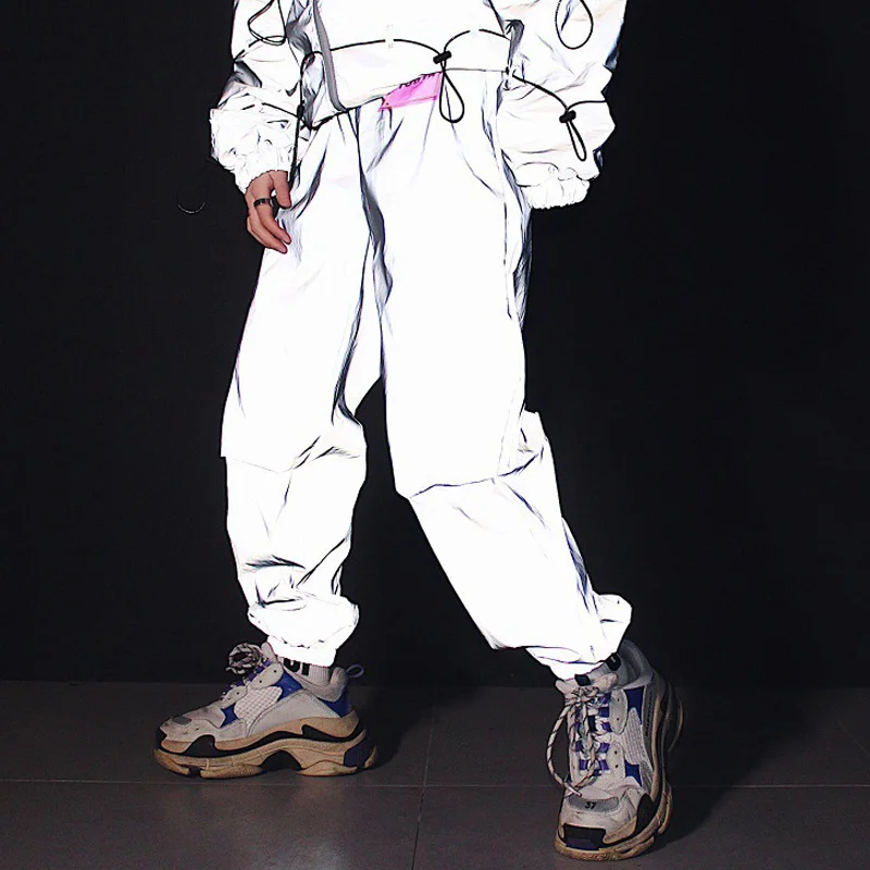 

2019 New Men Reflective Hip Hop Light Pants Male Streetwear Joggers Sweatpants Autumn Loose Harem Trousers WY047