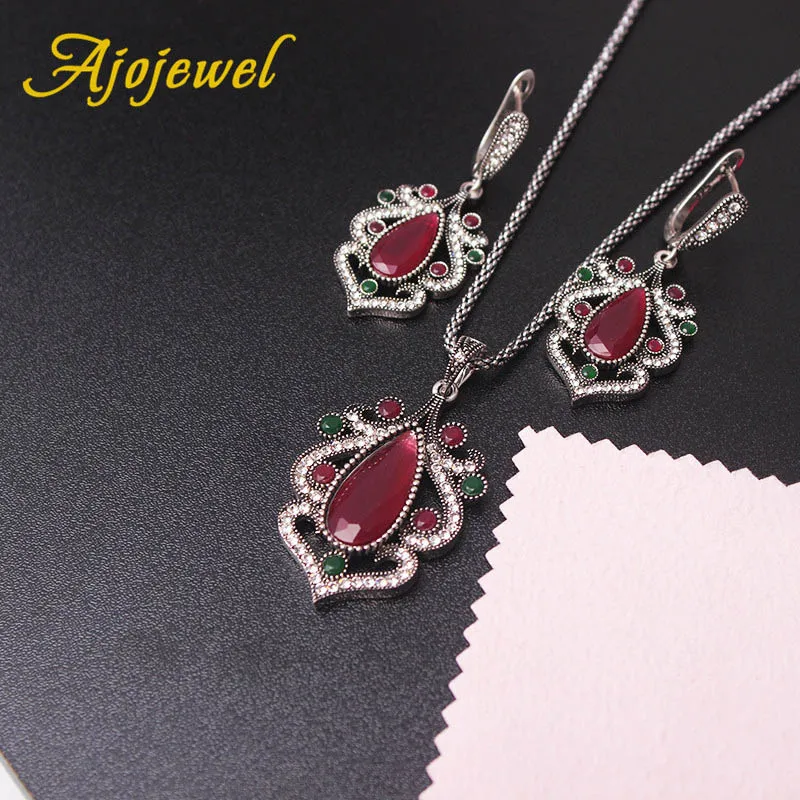 TB000256728-A05