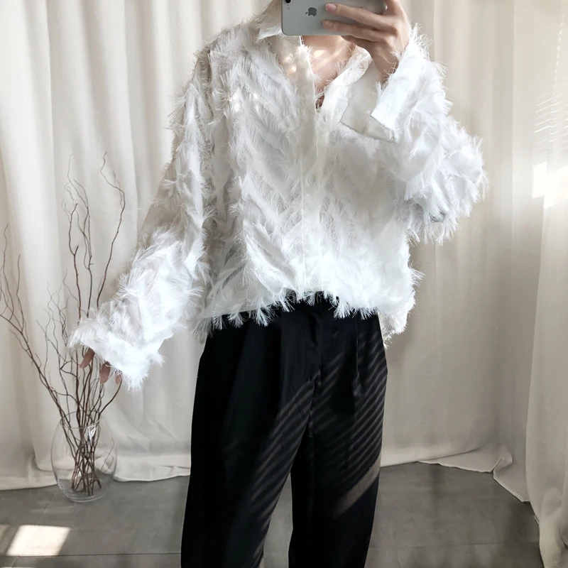 

Autumn Korean Style Feather Tuxedo Shirts Men Loose Long Sleeve Stage Clothes Vintage Gothic Designer Shirt Streetwear
