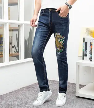 

Fake Designer Clothes New 2019 Jeans Men Tiger Embroidery Style Straight Denim Trousers Plus Size 29-38 Homme Male Full Length