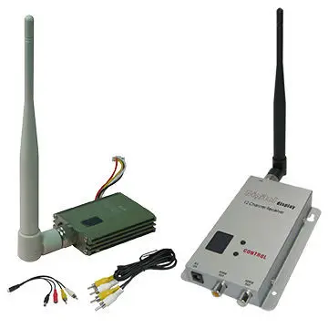 Lehký FPV vysílač 1,2 GHz bezdrátový video vysílač 8CHs Video komunikace s dlouhým dosahem 400 ~ 800m přenosový systém