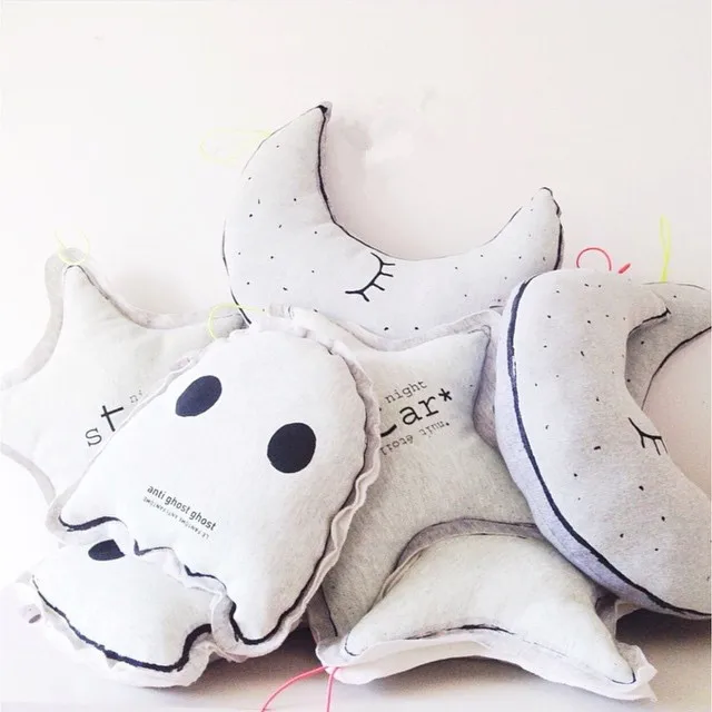 

INS Cartoon Pillow Glow In The Dark Luminous Moon Star Owl Lamp Placate Stuffed Toys For Baby Children Room Decorative Pillows