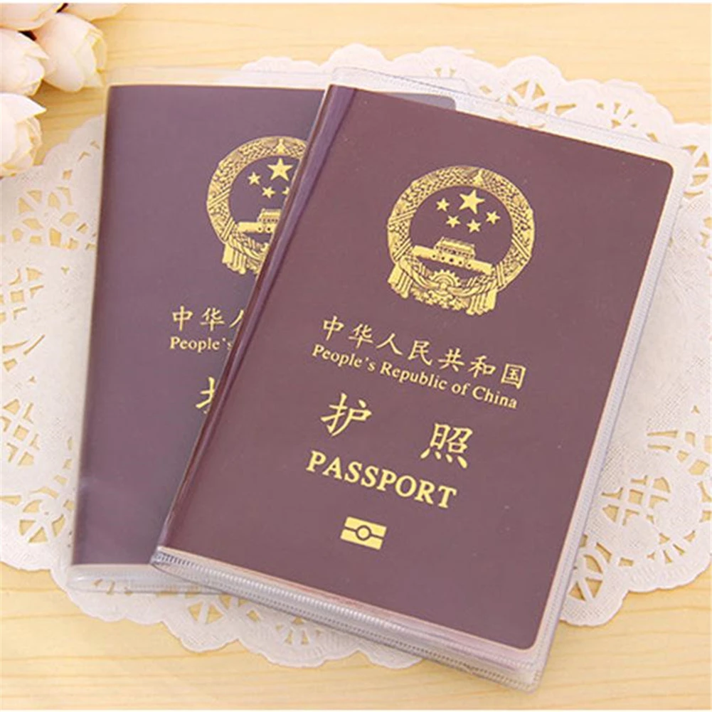 Waterproof PVC Passport Cover Transparent Passport Holder Cover Clear ID Card Holder Case For Travel - Цвет: As the picture 1