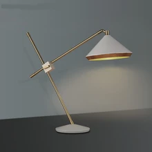 LFH пост-современная настольная лампа скандинавский минималистичный креативный модный персональный теплый Декор для спальни обучающая прикроватная настольная лампа